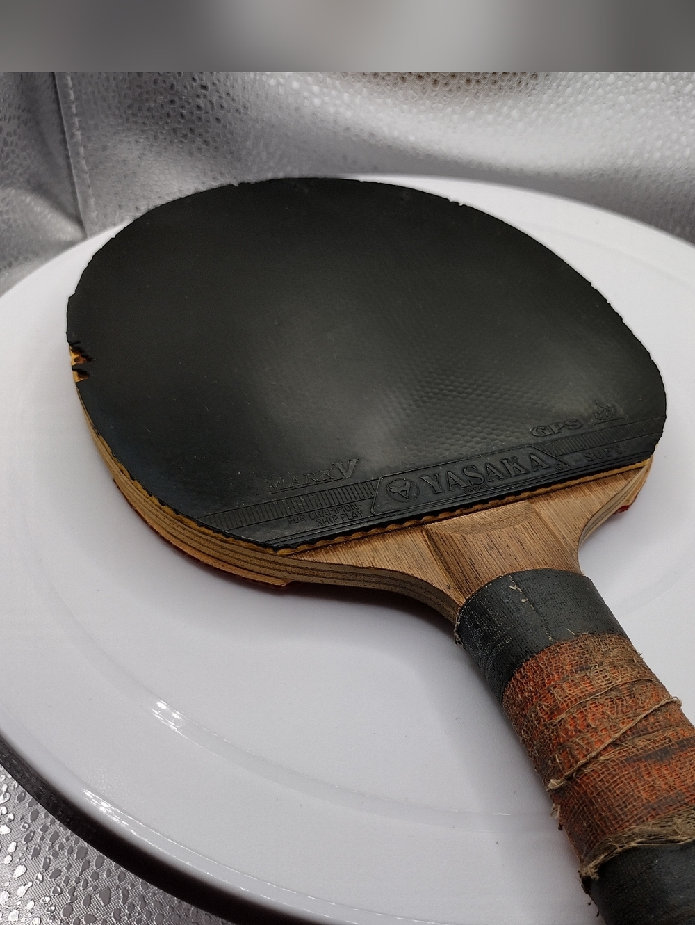 Vintage Two Table Tennis Paddles with Red And Black Rubber One Paddle Case - Picture 6 of 12